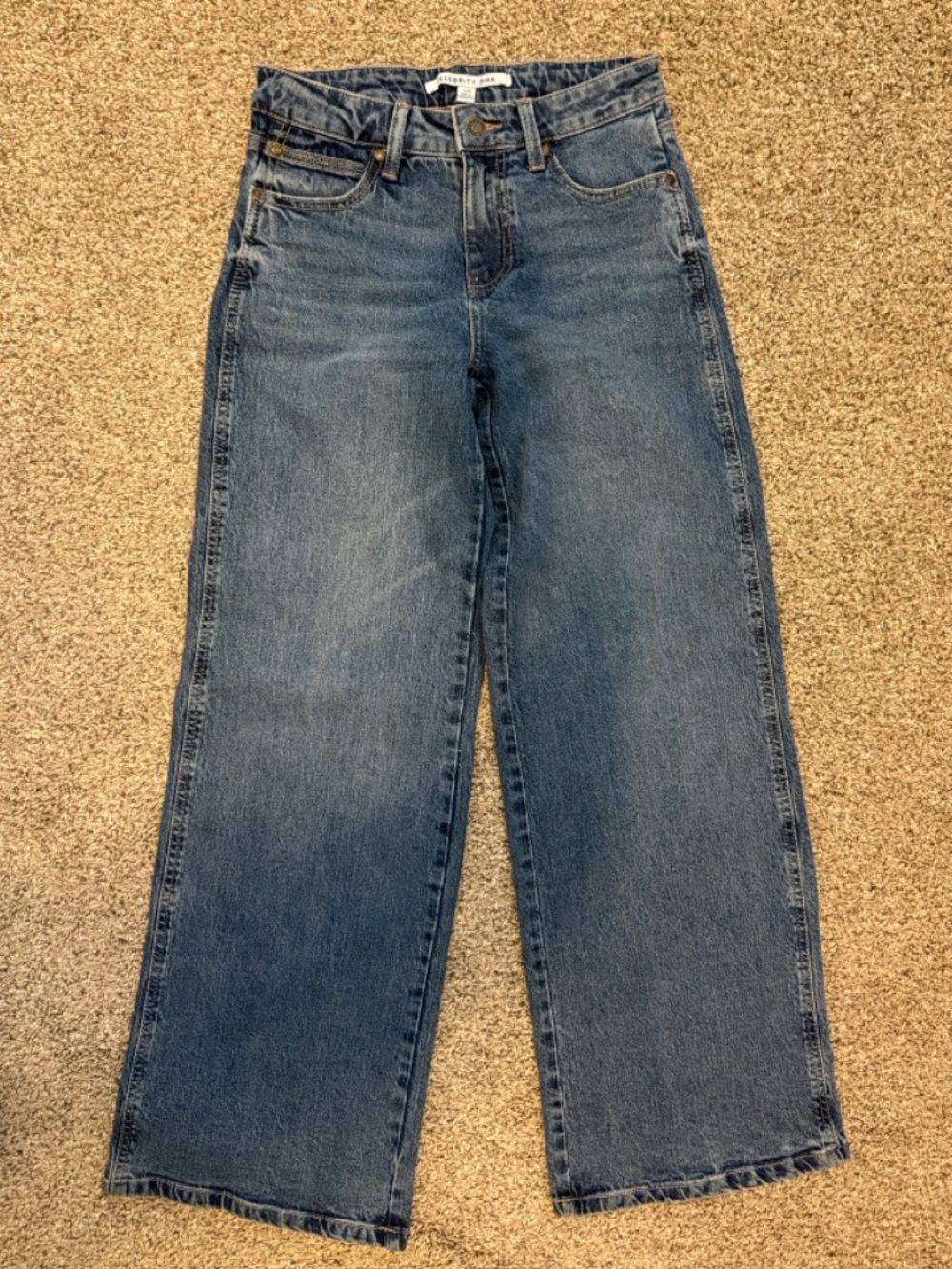 Celebrity Pink High-Rise Wide Leg Jeans in Blue Wash